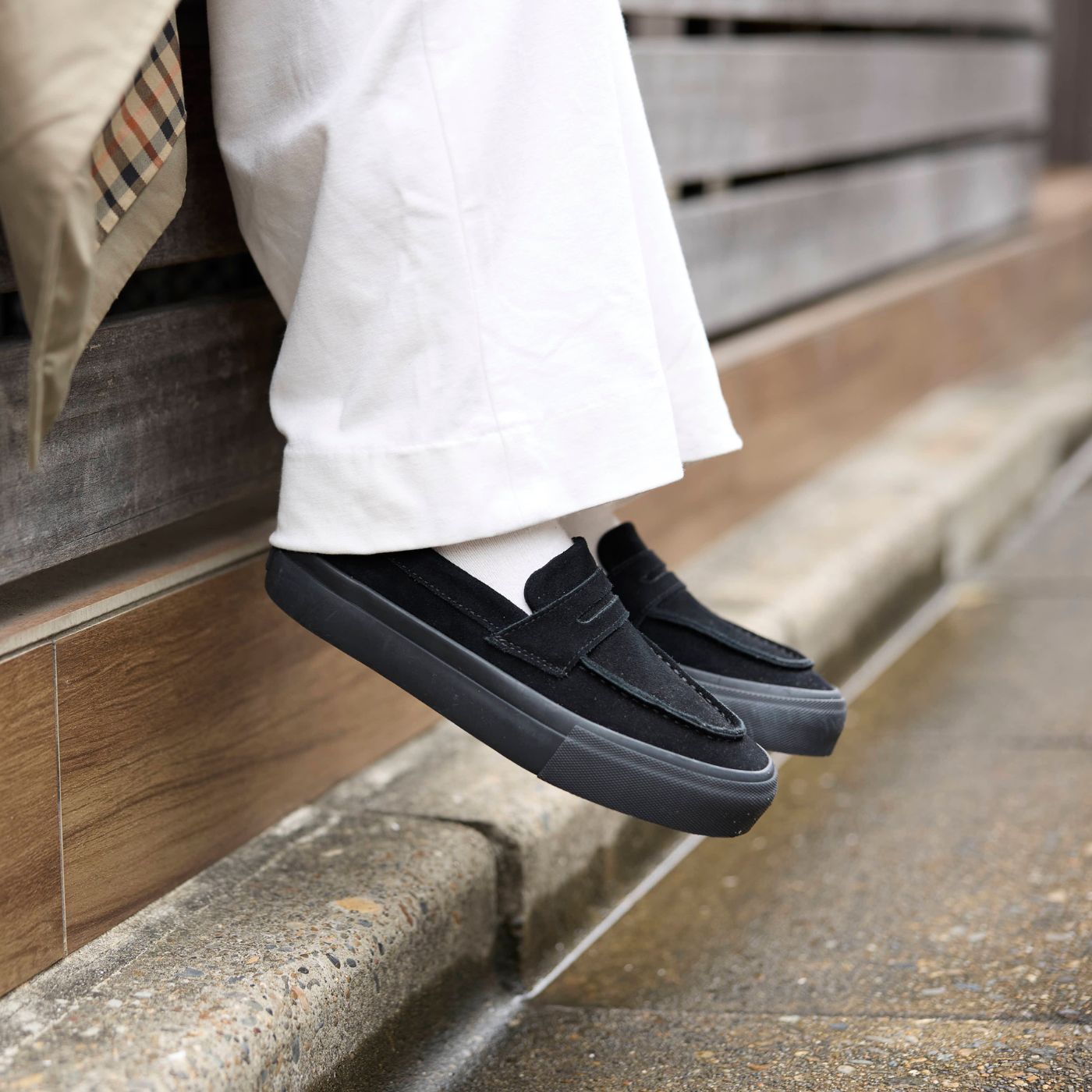 PENNY Suede Black Mono