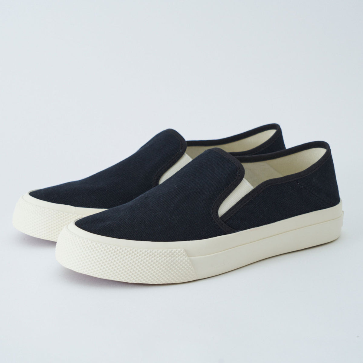 ZUPPA Canvas Black