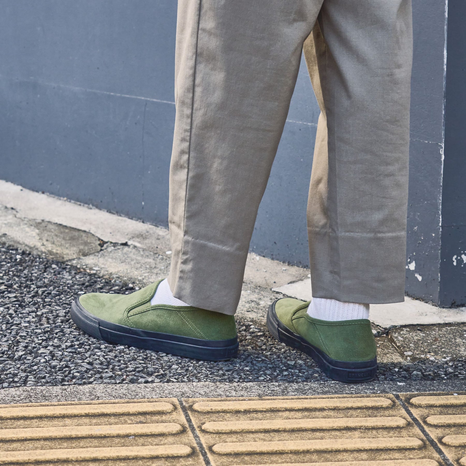 ZUPPA Suede Olive Green Black