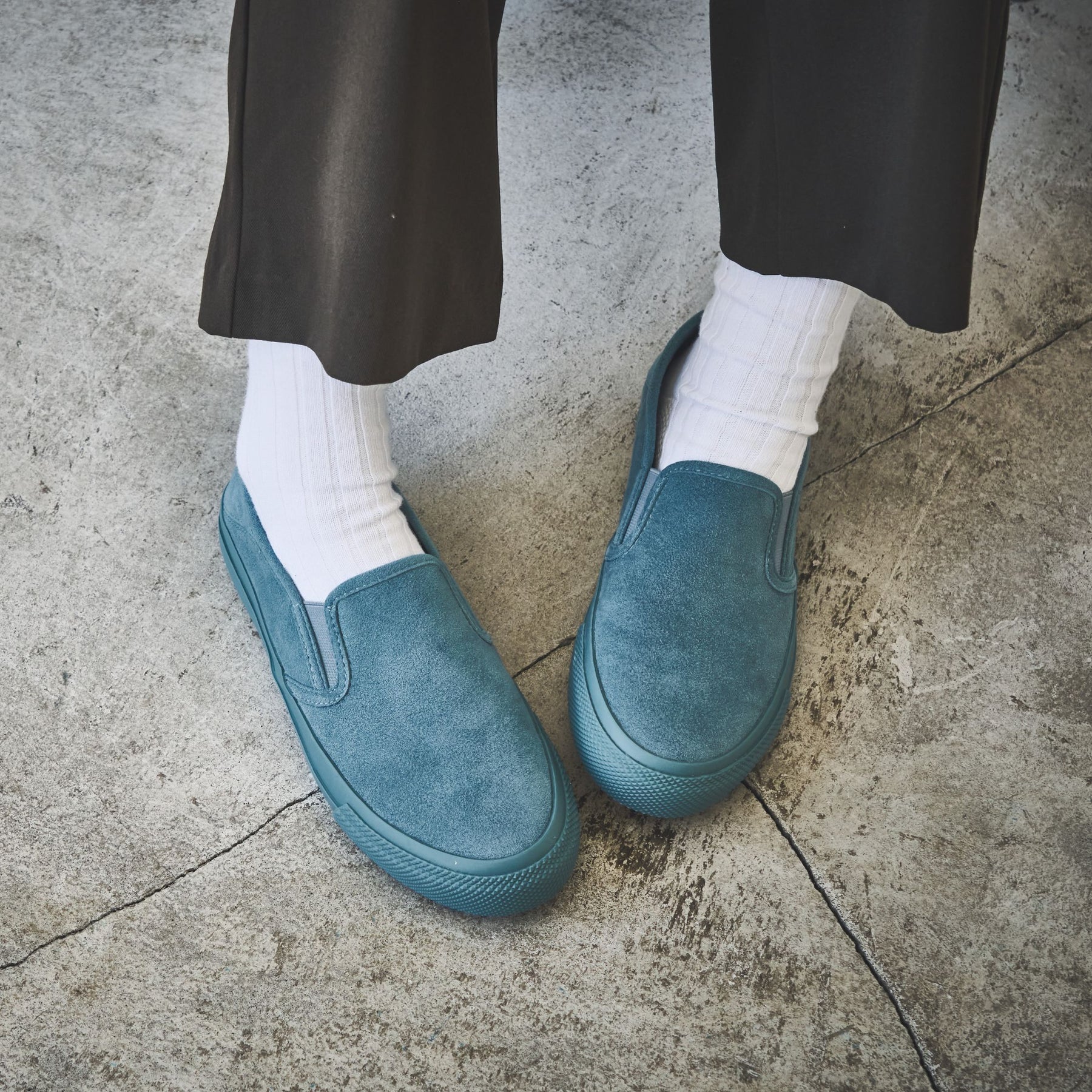 ZUPPA Suede Teal Blue Mono