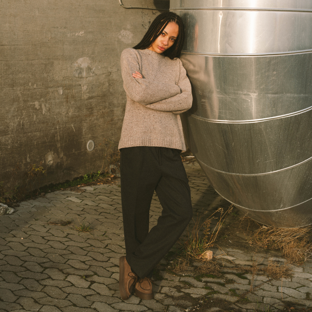 TYROL Suede Brown Mono