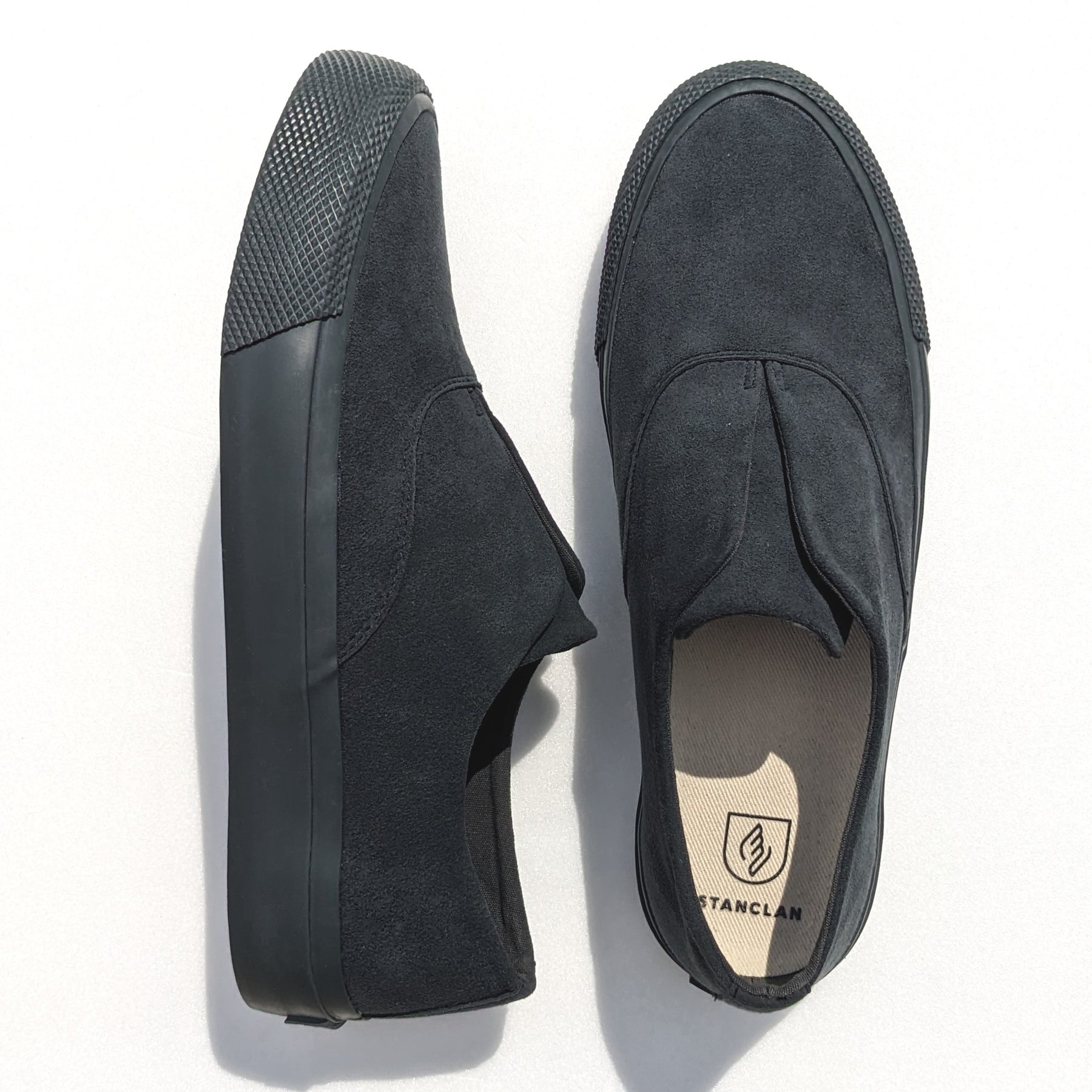 OXFORD Suede Charcoal Gray Mono